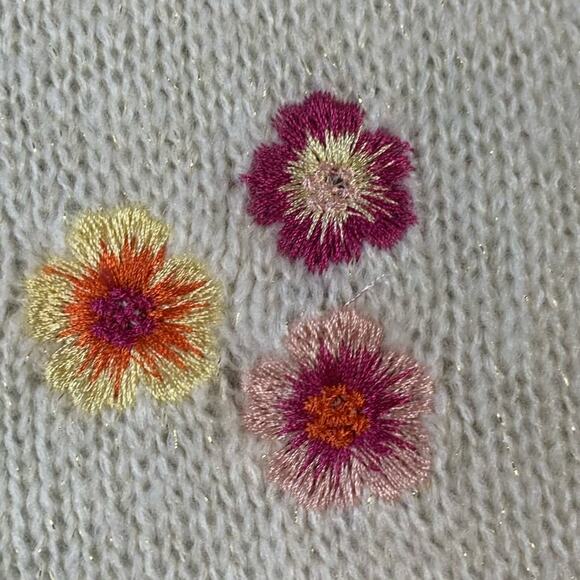 LC Lauren Conrad Disney Sweater Snow White Embroidered Knit Size Medium - Picture 6 of 9